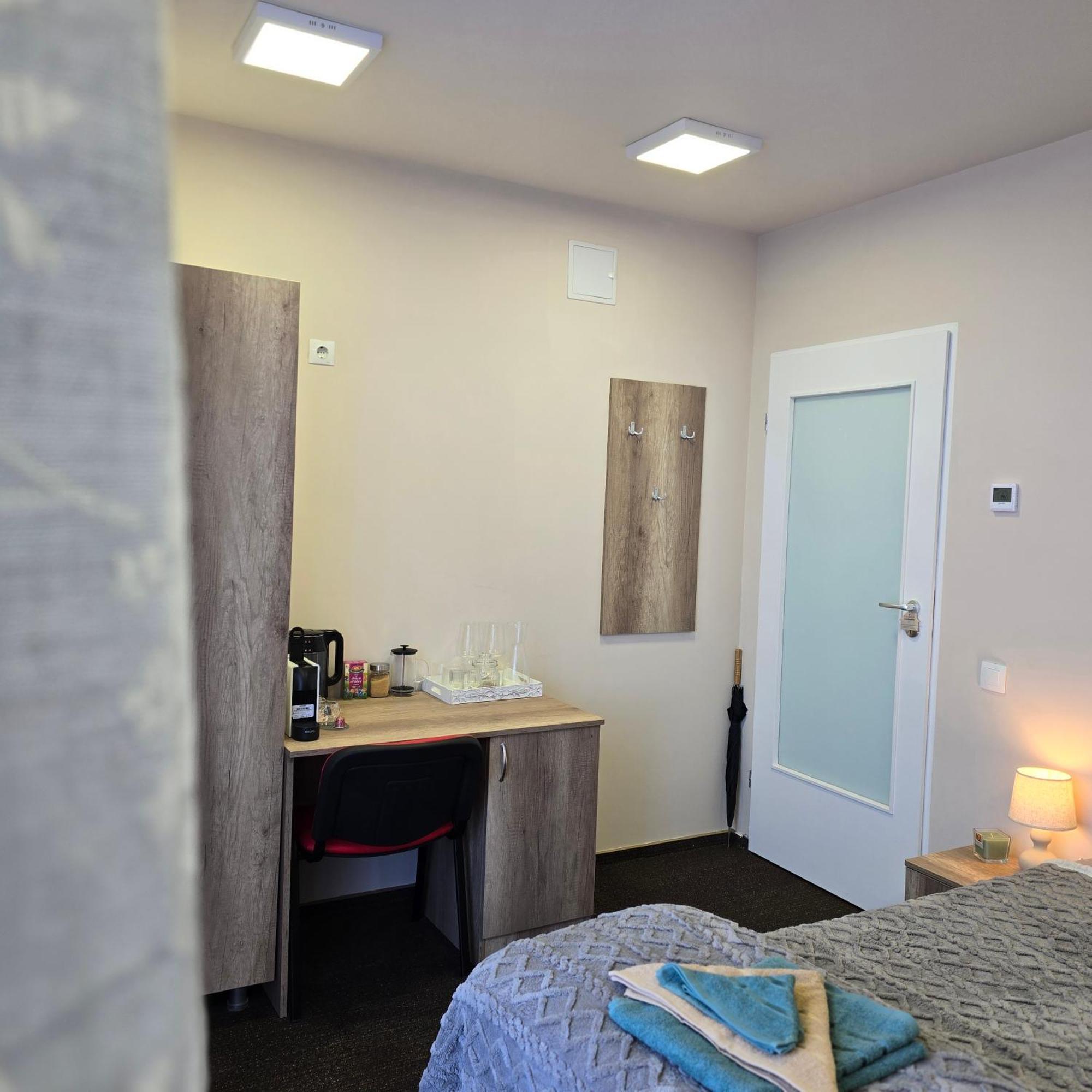 Ma Donna Rooms Floreşti Exterior foto